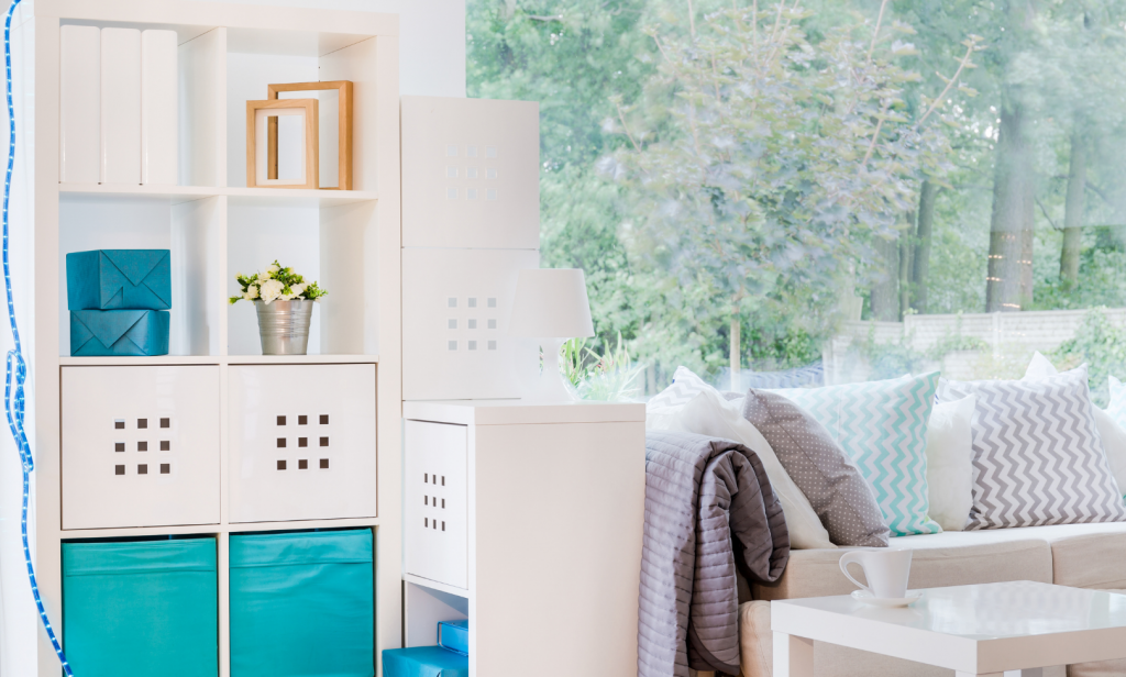 ทำความสะอาดห้องนั่งเล่น