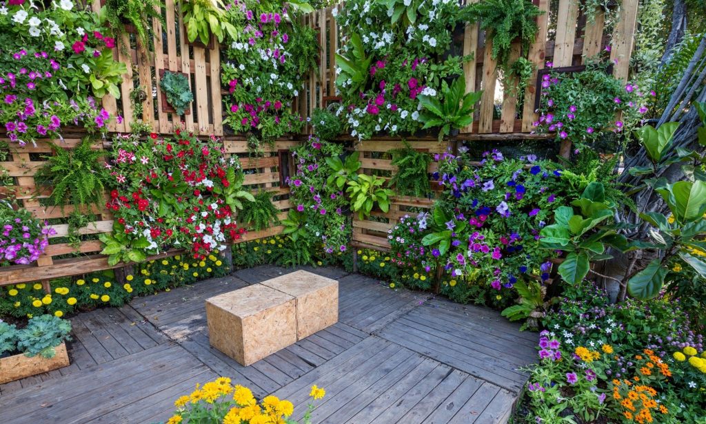 จัดสวนเล็ก ๆ