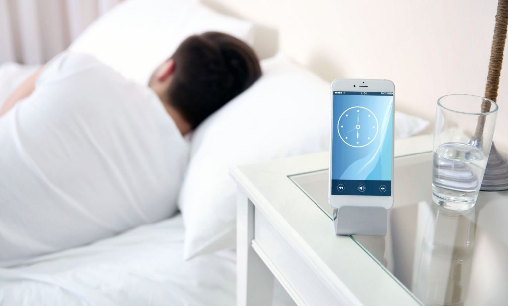 จัดโต๊ะข้างเตียง 