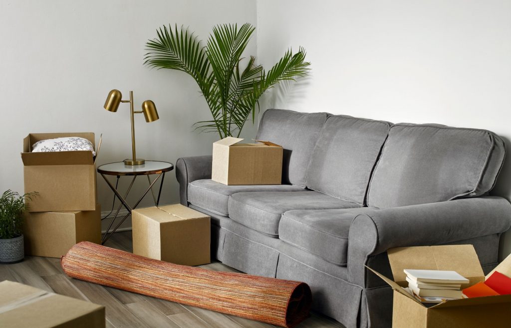 ย้ายเข้าบ้านใหม่