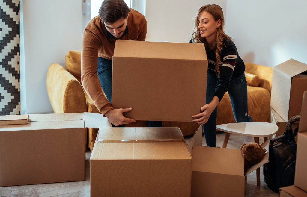 ย้ายเข้าบ้านใหม่