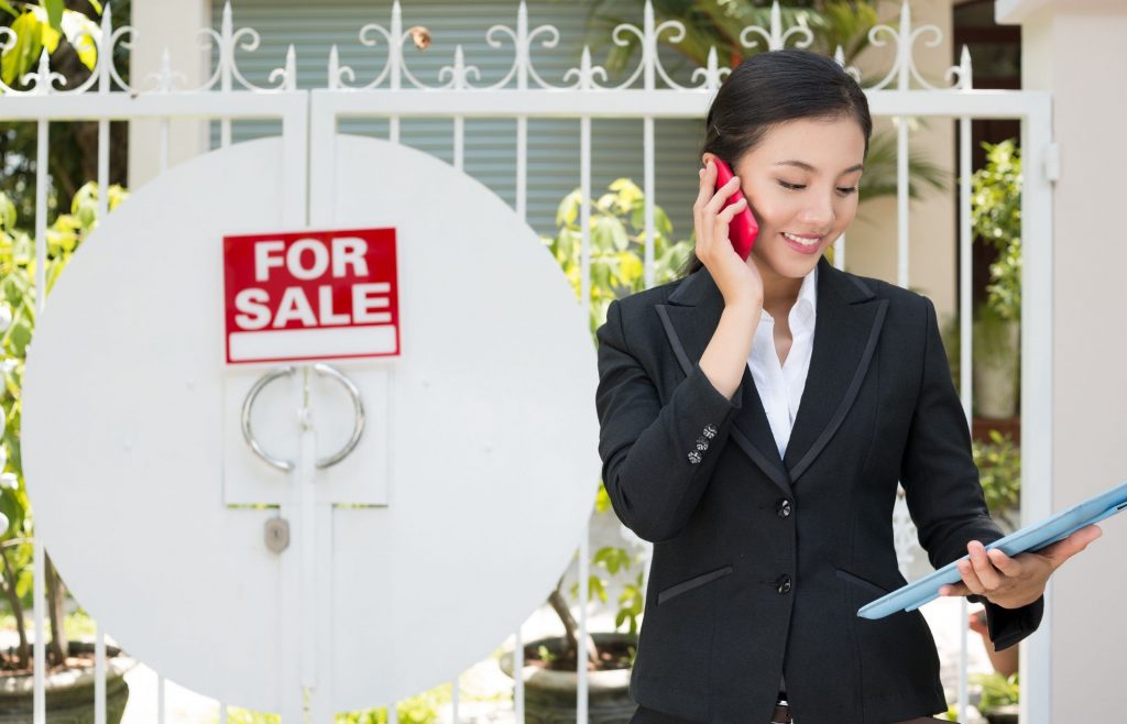 ค่านายหน้าตามกฎหมาย