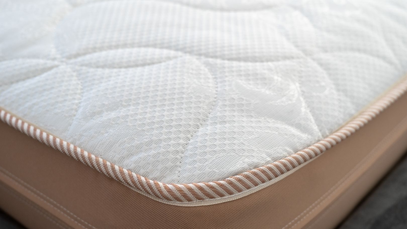 วิธีซักที่นอน ท็อปเปอร์