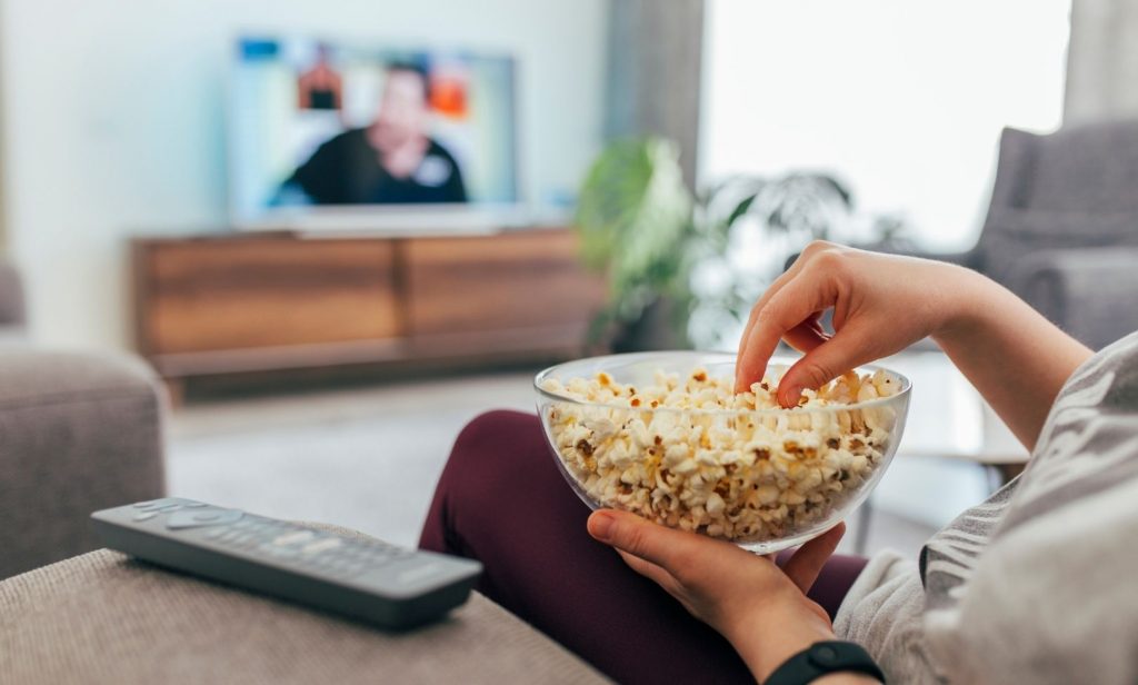 กักตัวอยู่บ้าน