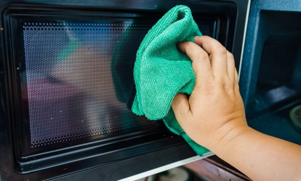 ทําความสะอาด ไมโครเวฟ