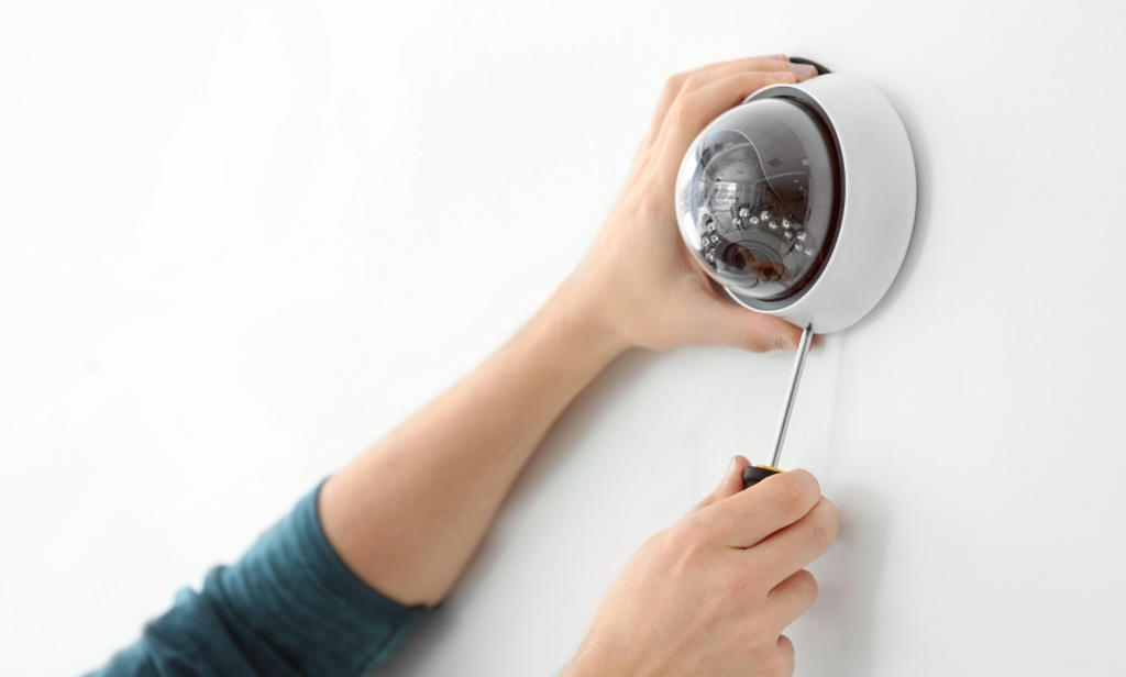 ผู้หญิงอยู่บ้านคนเดียว