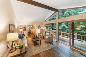 จัดห้องเพดานเตี้ย